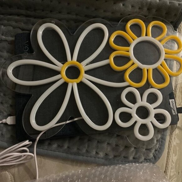 NEW Flower Sign for Bedroom Wall Decor LED Flower Neon Lights - Picture 9 of 9